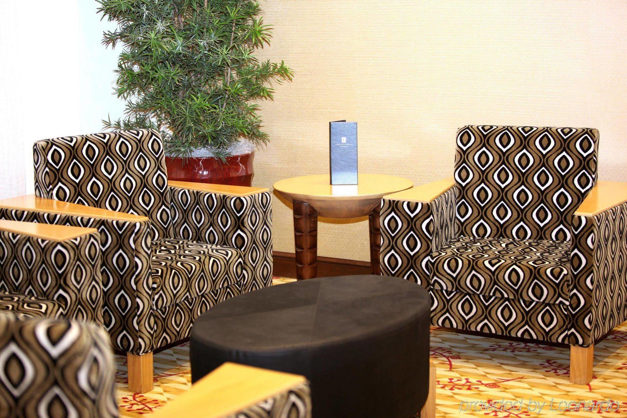 Hotel Embassy By Hilton Birmingham Hoover